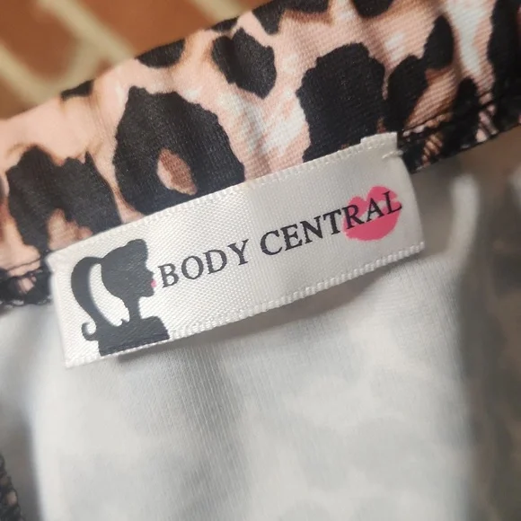 Body Central strapless dress, size Medium - Picture 5 of 7